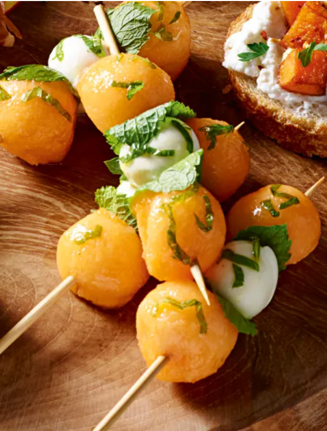 Brochettes, melon, mozarella, menthe